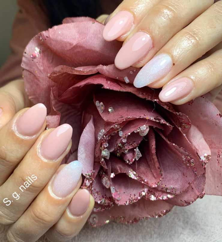 Nagels gezet bij SG Nails, nagelstudio in Almere Poort.